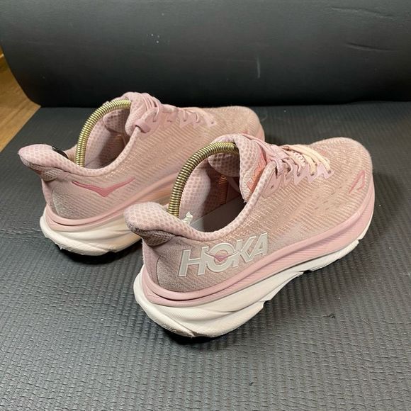 HOKA ONE ONE CLIFTON 9 - Women’s Running Shoes - SIZE 7.5B - Picture 4 of 11